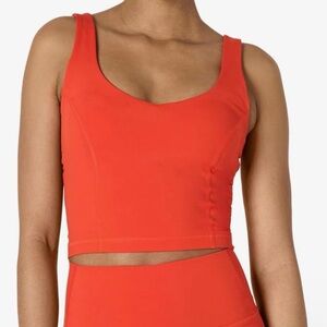 Amazon Essentials Light Support Red Crop Top L